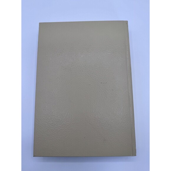 World Topics Yearbook 1991 Hardcover Book Encyclopedia Informational Facts - Picture 2 of 11